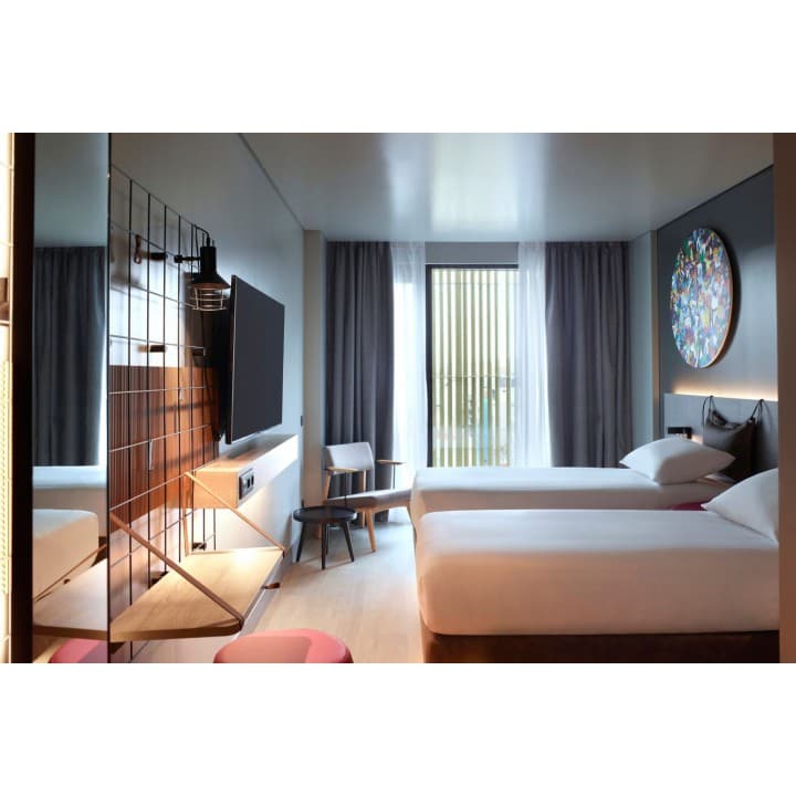 Moxy Athens City
