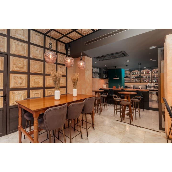 Parnon Hotel